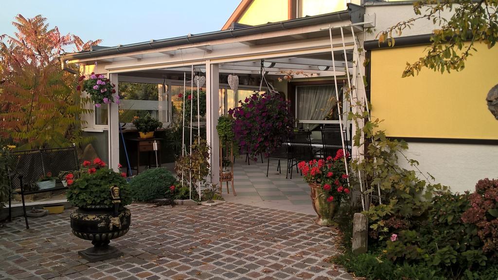 Maison D'Hotes Les Feuilles D'Or Eichhoffen Luaran gambar