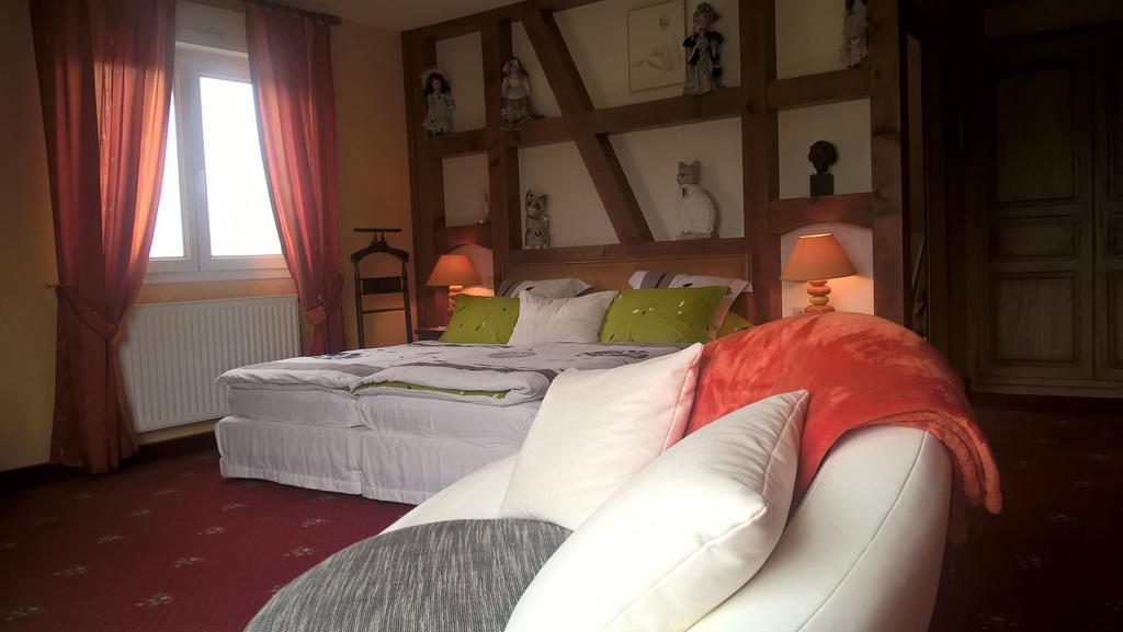 Maison D'Hotes Les Feuilles D'Or Eichhoffen Luaran gambar